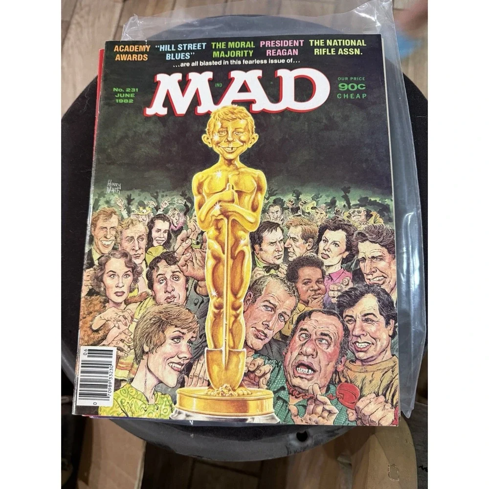 Vintage 1982 MAD Magazine Issues‎ 228-235, Lot of 8 comic books